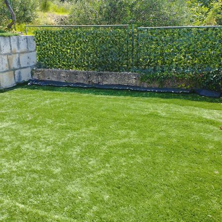 Holiday Home Carevic Gornja Brela Bagian luar foto