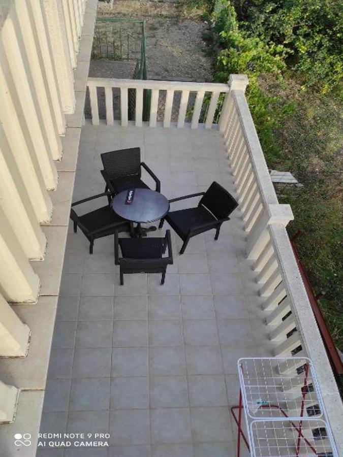 Holiday Home Carevic Gornja Brela Bagian luar foto