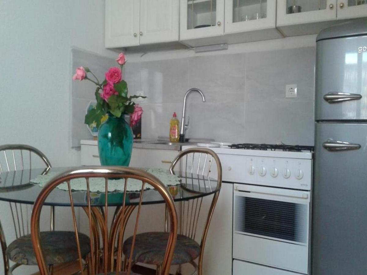Holiday Home Carevic Gornja Brela Bagian luar foto
