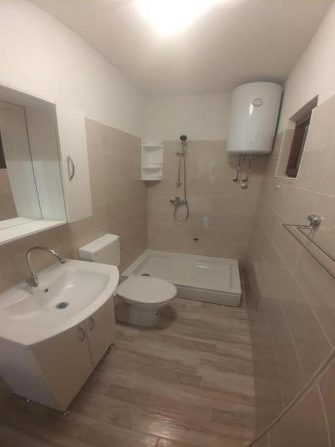 Holiday Home Carevic Gornja Brela Bagian luar foto